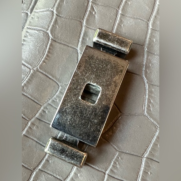 YVES SAINT LAURENT Two way handbag ,Gray croc leather 🌟AUTHENTIC 🌟 - Picture 9 of 12